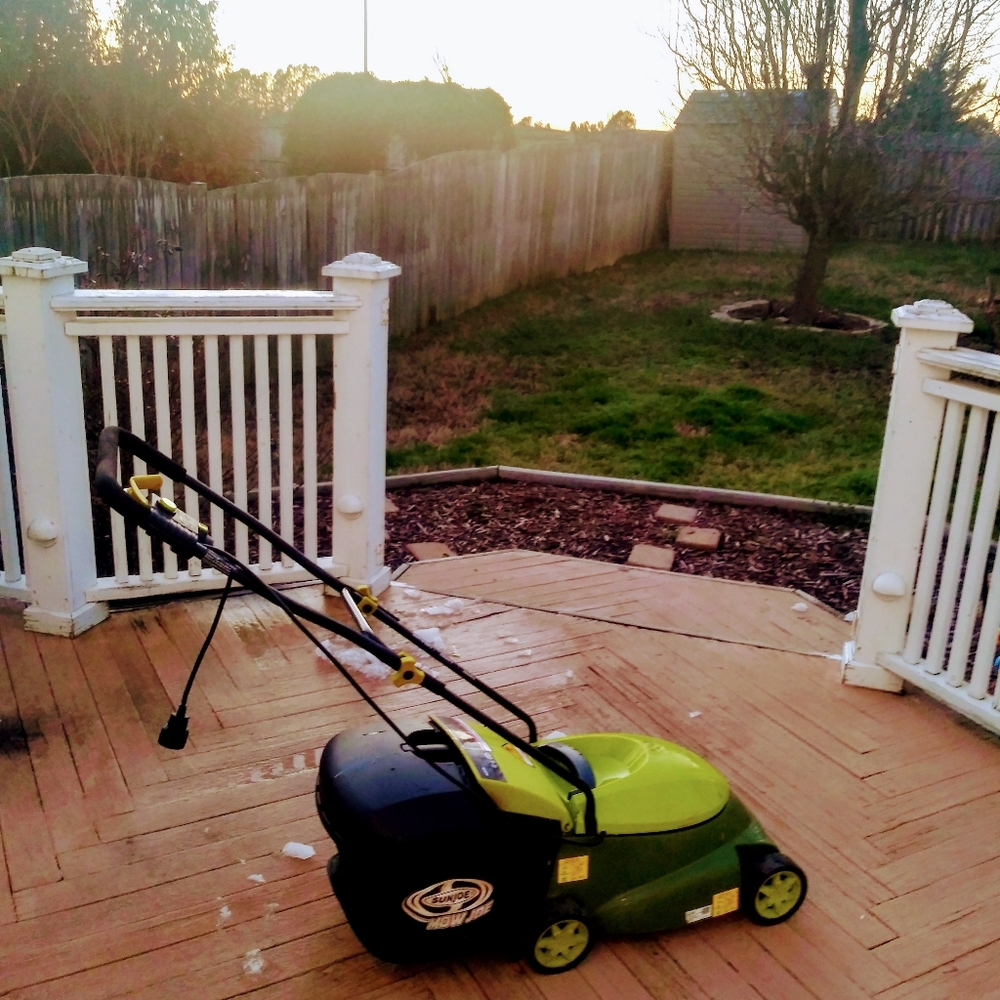 Electric Lawn Mower